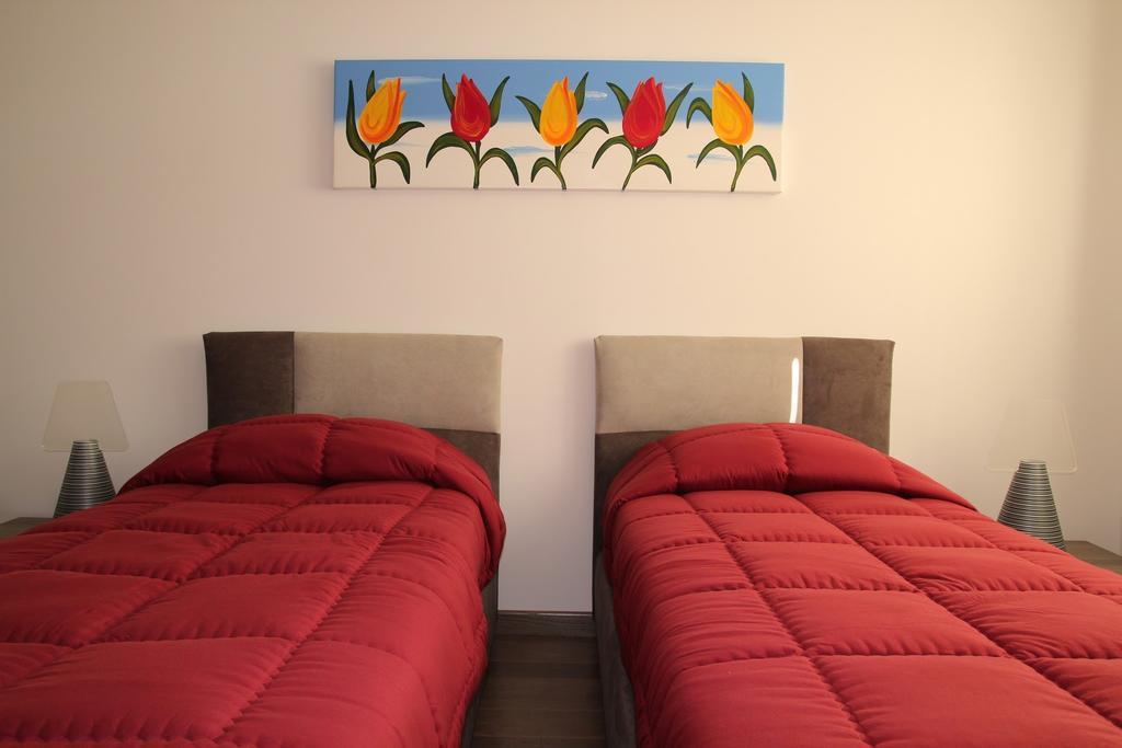 Rosso & Nero Lecce